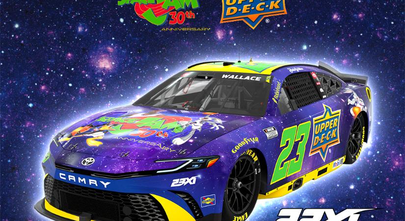 Tapsi Hapsi a NASCAR-ban: Különleges Space Jam-dizájnt kap Bubba Wallace autója Chicagolanden