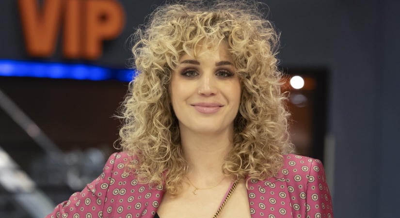 Így néz ki most Nyári Dia tündéri hat hónapos kislánya, videón a kis Emma