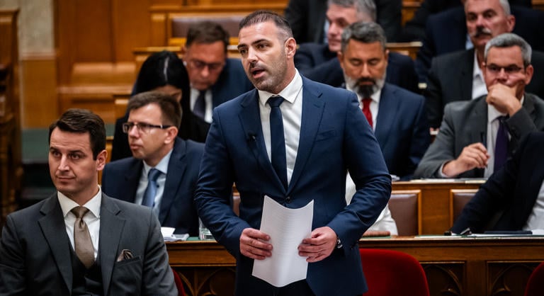 Tárkányi Zsolt számonkérte az energetikai államtitkárt, utóbbi pár perccel később lemondott