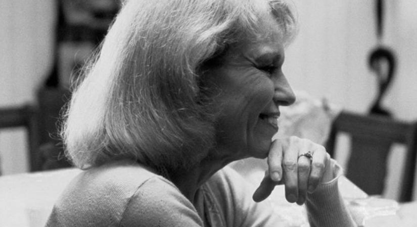 Elhunyt Louise Lasser, Woody Allen korai filmjeinek sztárja, a rendező-színész korábbi felesége