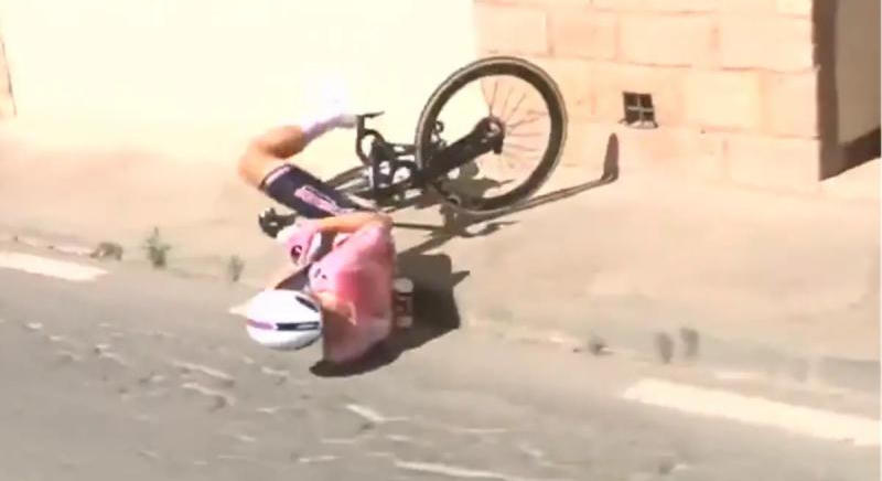Törött bordákkal és összeesett tüdővel is teljesítette a Vuelta hetedik szakaszát Luca van Boven