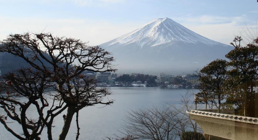 Szigorít Japán a Fujin: a szabálytalanul mászók a mentésért is fizetnek