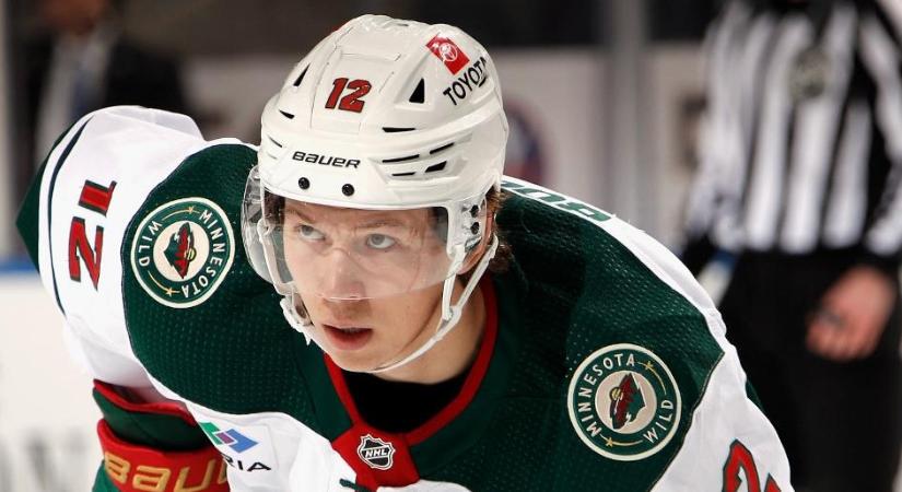 Elképesztő szerződést kötött klubjával a fiatal NHL-sztár