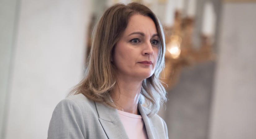 Forsthoffer Ágnes egy gépen utazott haza Krasznahorkai Lászlóval és a magyar női kosárválogatottal