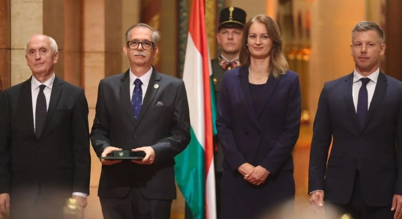 Átadták az idei állami kitüntetéseket: Cserhalmi György és Zsurzs Kati munkásságát is elismerték