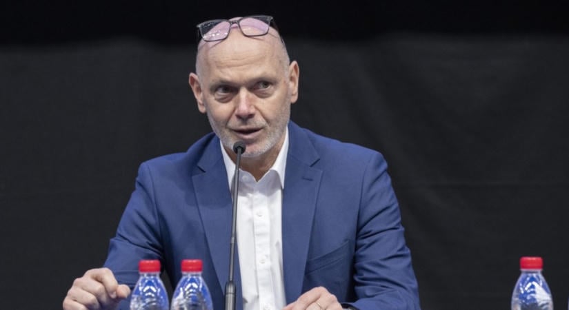 Magyar Péter szánalmasnak nevezte a Fradi-ultrák felhívását