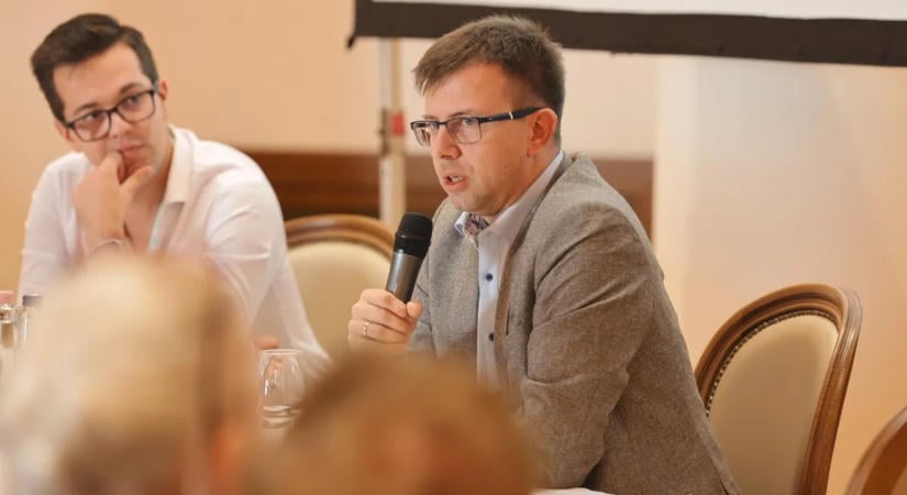 Bóka János: Olyan emberek irányítják az országot, akikre a macskámat se bíznám!