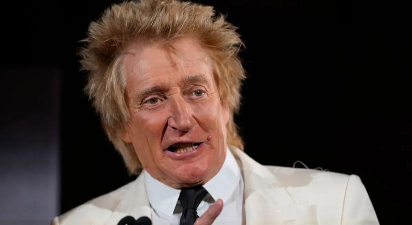 "A fiúkért tettem" – Rod Stewart megszólalt lemondott koncertje után: ezért partizott a világbajnokságon