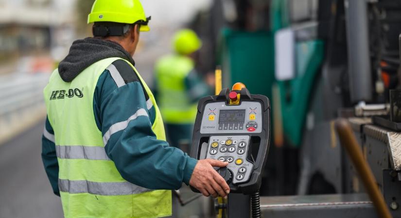 Teljes infrastruktúrával adták át Bugyi új iparterületét