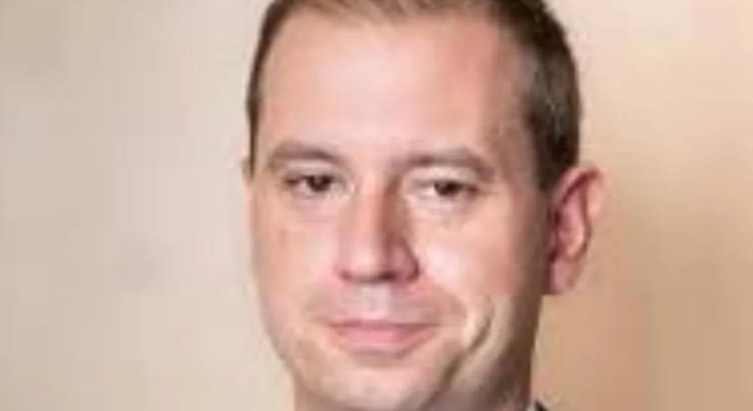 Pósfai felmentette az NKOH elnökét, az új ideiglenes elnök felmentette a Nemzeti Rendezvényszervező Ügynökség vezérigazgatóját