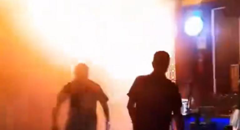 Robbanás volt egy pubban, legalább 27 ember meghalt a szórakozóhelyen Bangkokban