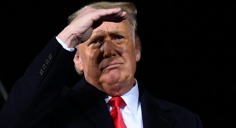 Donald Trump 2017-ben atombombát akart dobni Észak-Koreára