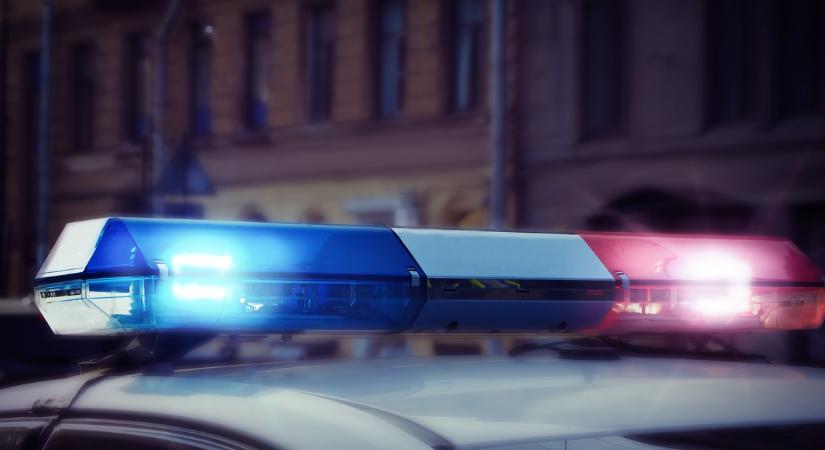 Most jött: holttestet találtak a szolnoki lakótelepen