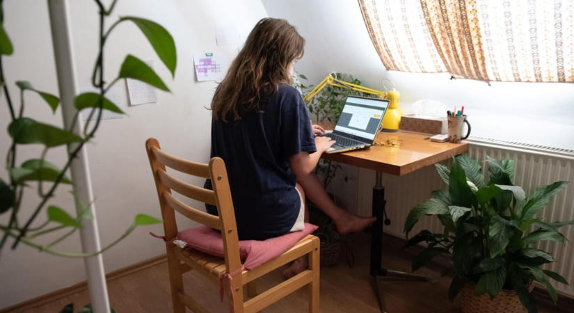 Heti 2-3 nap home office-t vár el a legtöbb egyetemista az első munkahelyétől