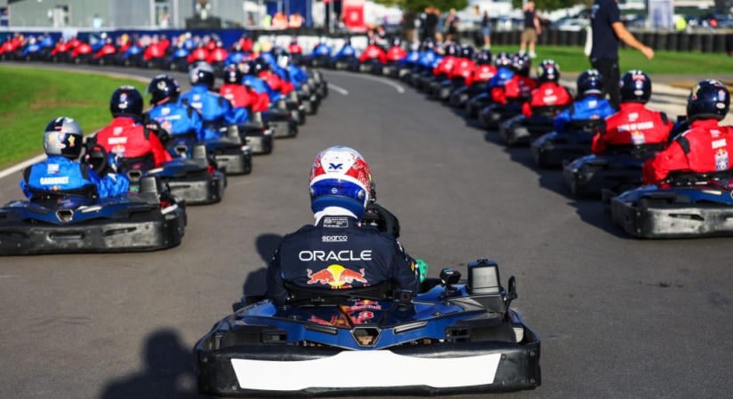 Verstappen 14 kör alatt megelőzte az ellene versenyző 100 gokartost