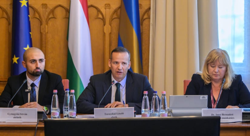 Meghallgathatja Fürcht Pált a parlament végrehajtási visszaéléseket vizsgáló bizottsága, de Orbán Viktor beidézése sincs kizárva