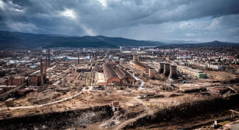 18 helyszínen indul bevetés Miskolcon, a DAM területét is ellepik az egységek