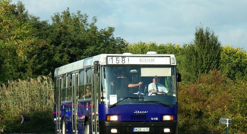 Érdeklik a buszok? Hétvégén Ferihegyen a helye!