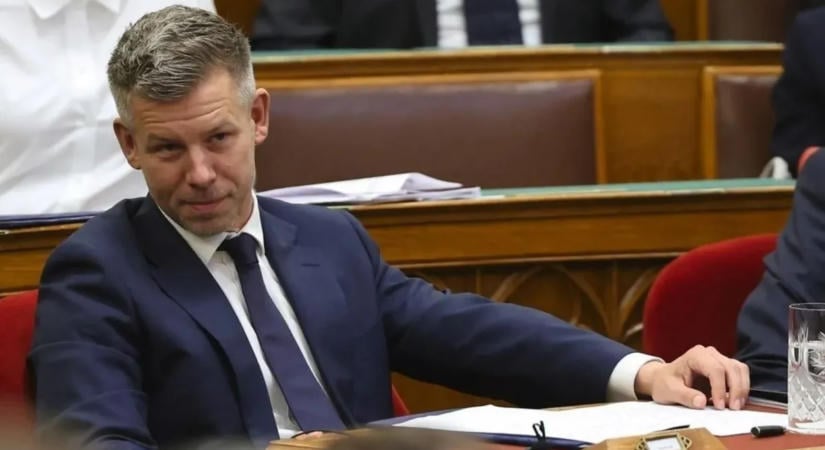 Az Állami Számvevőszék elnökének lemondását követeli Magyar Péter