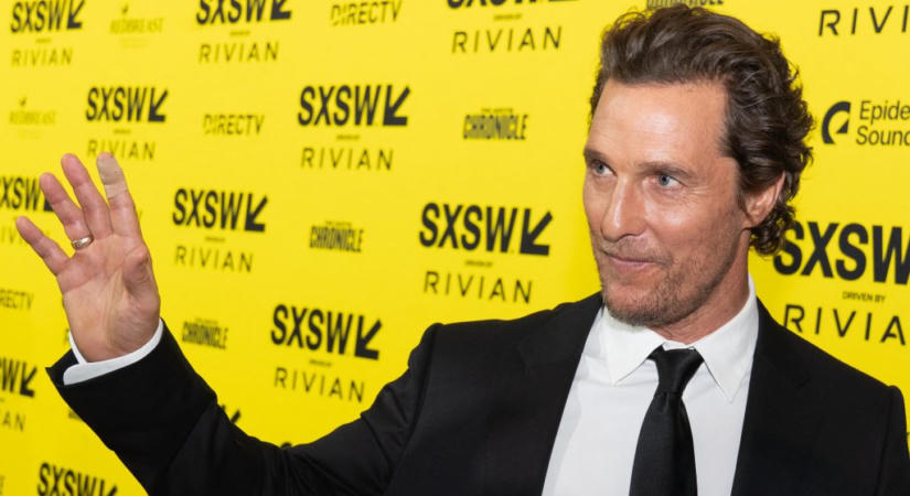Matthew McConaughey azután szokott le a fűről, hogy egymás után 24-szer hallgatta meg Janet Jackson egyik dalát
