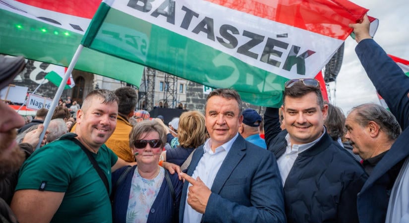Veszített a függetlenként induló fideszes Bátaszéken, 25 százalékot kapott