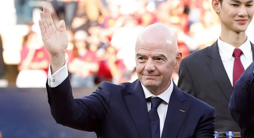 Gianni Infantino válságtanácskozást tart Marokkóban