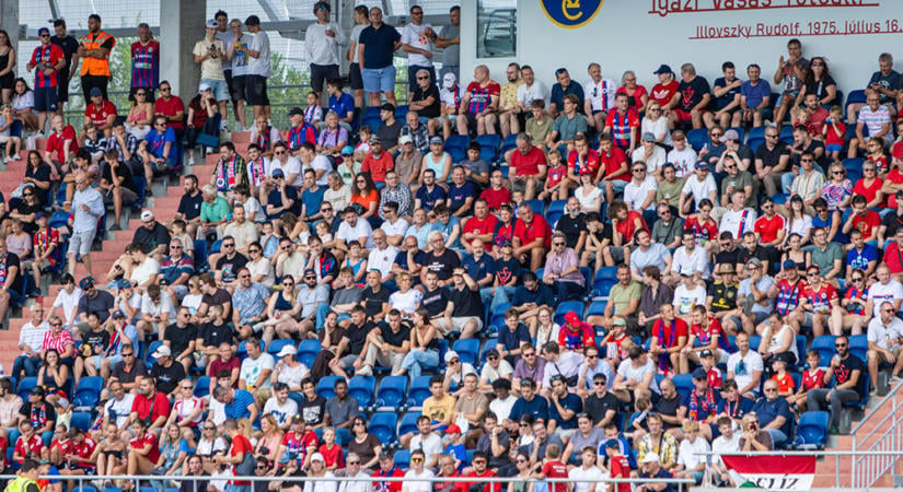 Olcsóbb sör mellé gyorsabb bejutást ígérnek a Vasas-szurkolóknak