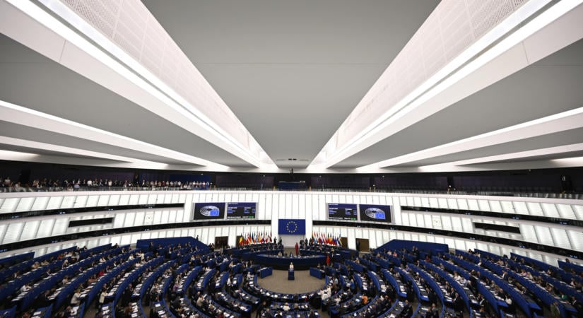 Támogatja Európa védelmi készültségének megerősítését az Európai Parlament