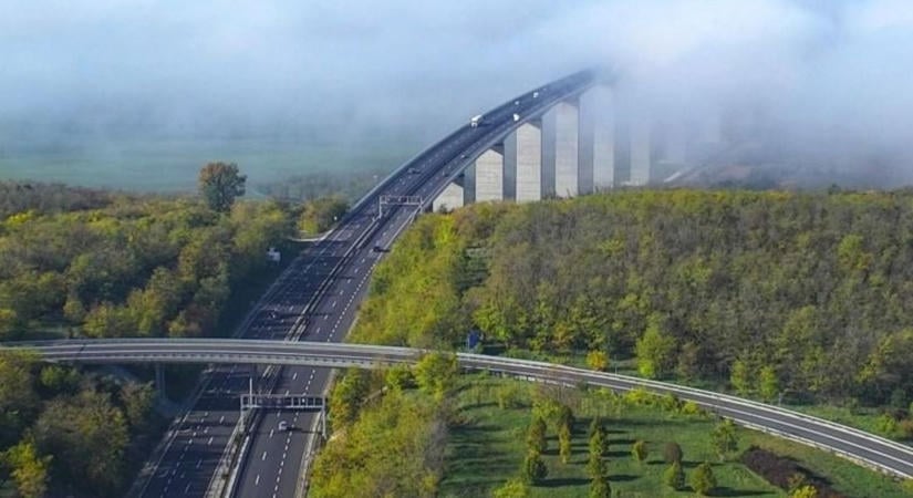 A kőröshegyi völgyhídról akart leugrani az elkeseredett férfi
