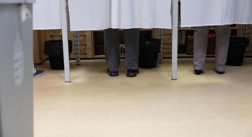 Választási csalás gyanúja miatt nyomoz a BRFK, két embert kihallgattak