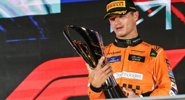 Norris próbál nem gondolni a vb-harcra