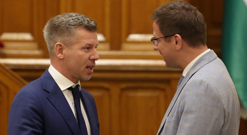 Hatalmas botrány a parlamentben: az Országgyűlés ülése is félbeszakadt
