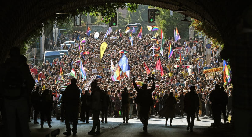A pécsi pride szervezőjét is zaklatta az Alkotmányvédelmi Hivatal