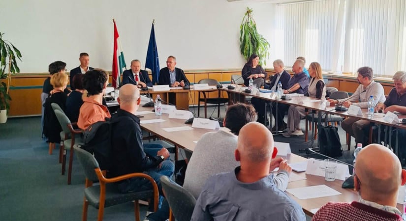 Drogpolitikáról egyeztetett a kormány a szakmai szervezetekkel