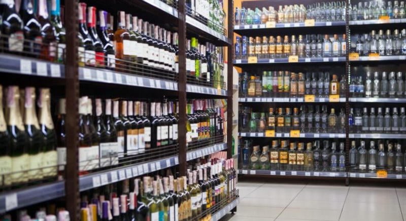 5,7 millió hrivnya bírságot szabtak ki alkohol- és dohánytermékek árusítóira Kárpátalján