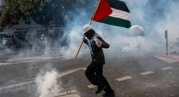 A marseille-i zsidó közösség vezetője a szükségállapot kihirdetésére kéri a kormányt