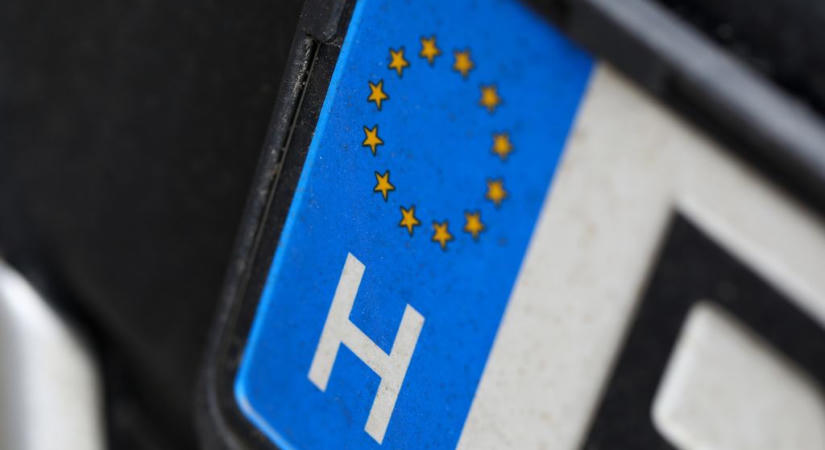 36 ezer magyar autósnak kell rendszámot cserélnie: pórul járhat, aki novemberig nem lép