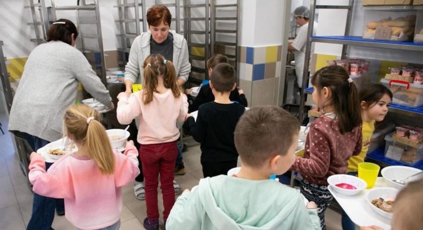 Megszólalt a Kölyök Kft. a tatai menzával kapcsolatos kritikák után