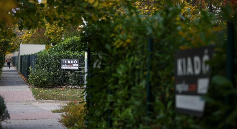 Egyre olcsóbban kelnek el a korszerűsítés nélküli családi házak
