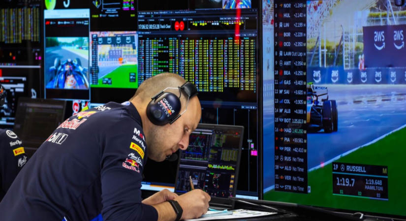 Alonsóéktól vadászott új kulcsembert a Red Bull