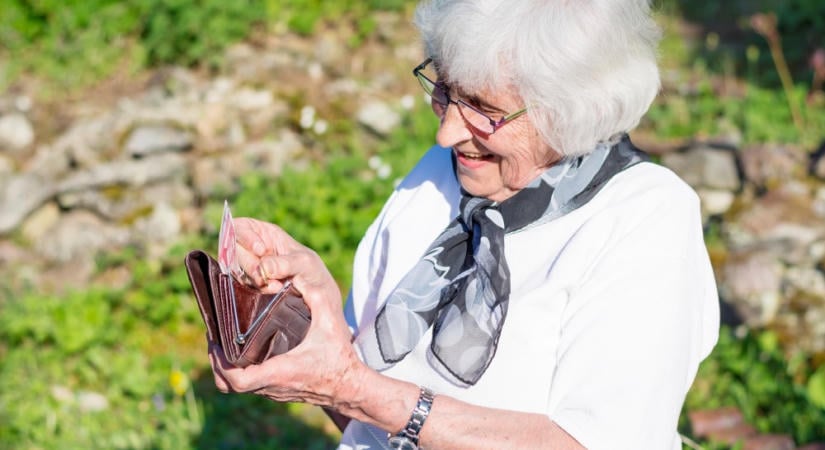 A nyugdíjasok akár heti 100 eurót is kereshetnek