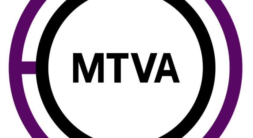 Sötét képernyő és bocsánatkérés az M1-en