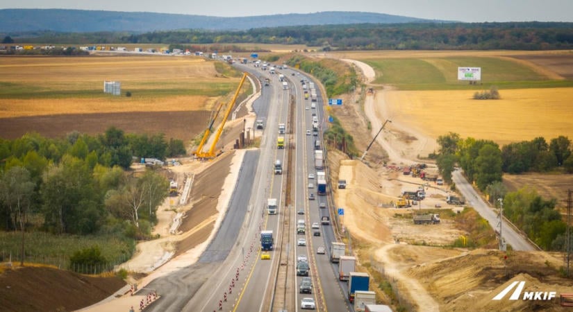 Megérkeztek az új traffipaxok Magyarországra, amik az átlagsebességet is tudják mérni: máris teleszórták velük az első autópályát – így ismerhetik fel az autósok