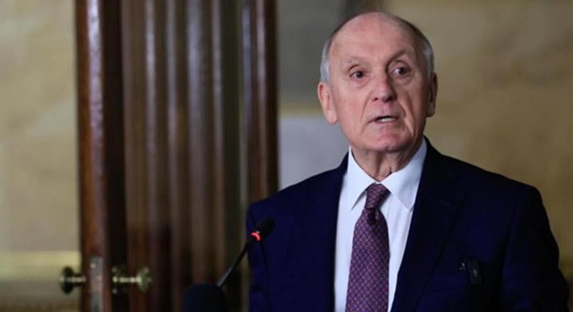 Baka András: vértelen forradalom zajlik