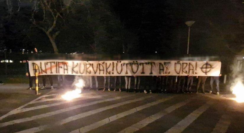 Egy korábbi TEK-es kiképzőhöz kötődő oldal hozhatta nyilvánosságra antifasiszta tüntetők adatait