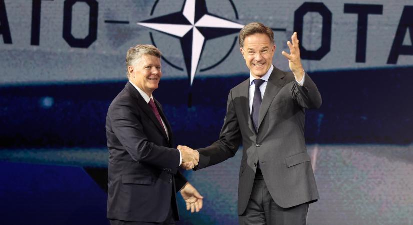 A kereslet adott – forradalmat sürget a NATO-főtitkár a fegyvergyártás területén