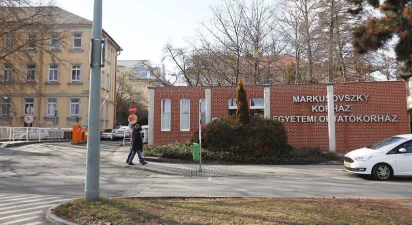 Egy beteg lefényképezte mit kapott enni a szombathelyi kórházban, nekiestek a kommentelők