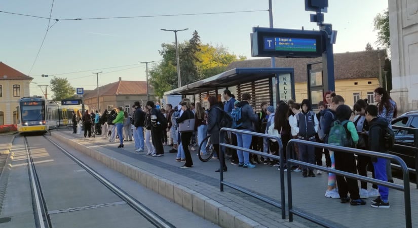 Műszaki hibával indult a tram-train péntek reggele