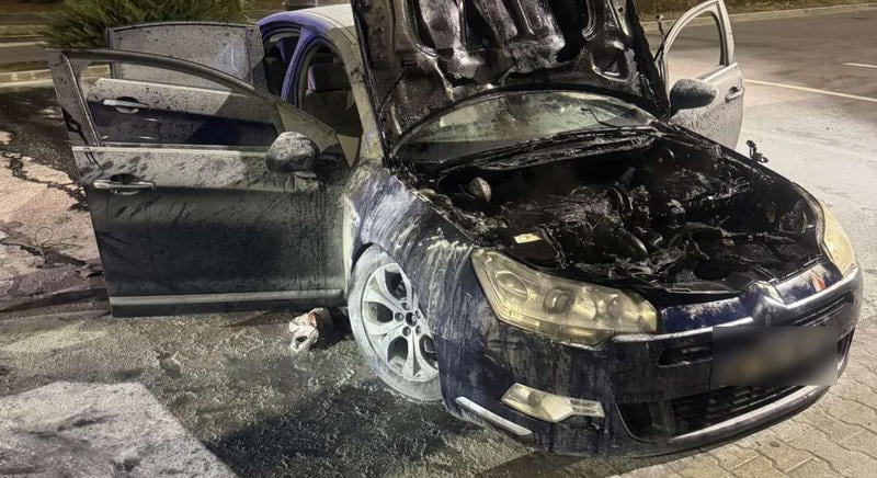 Autó lángolt az M7-esen