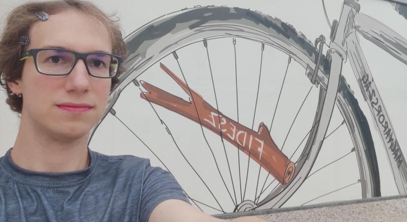 Patrícia transz nőként keres biztos állást, az Ellenszélnek mesélte el történetét – Thaiföldtől a magyar albérletig